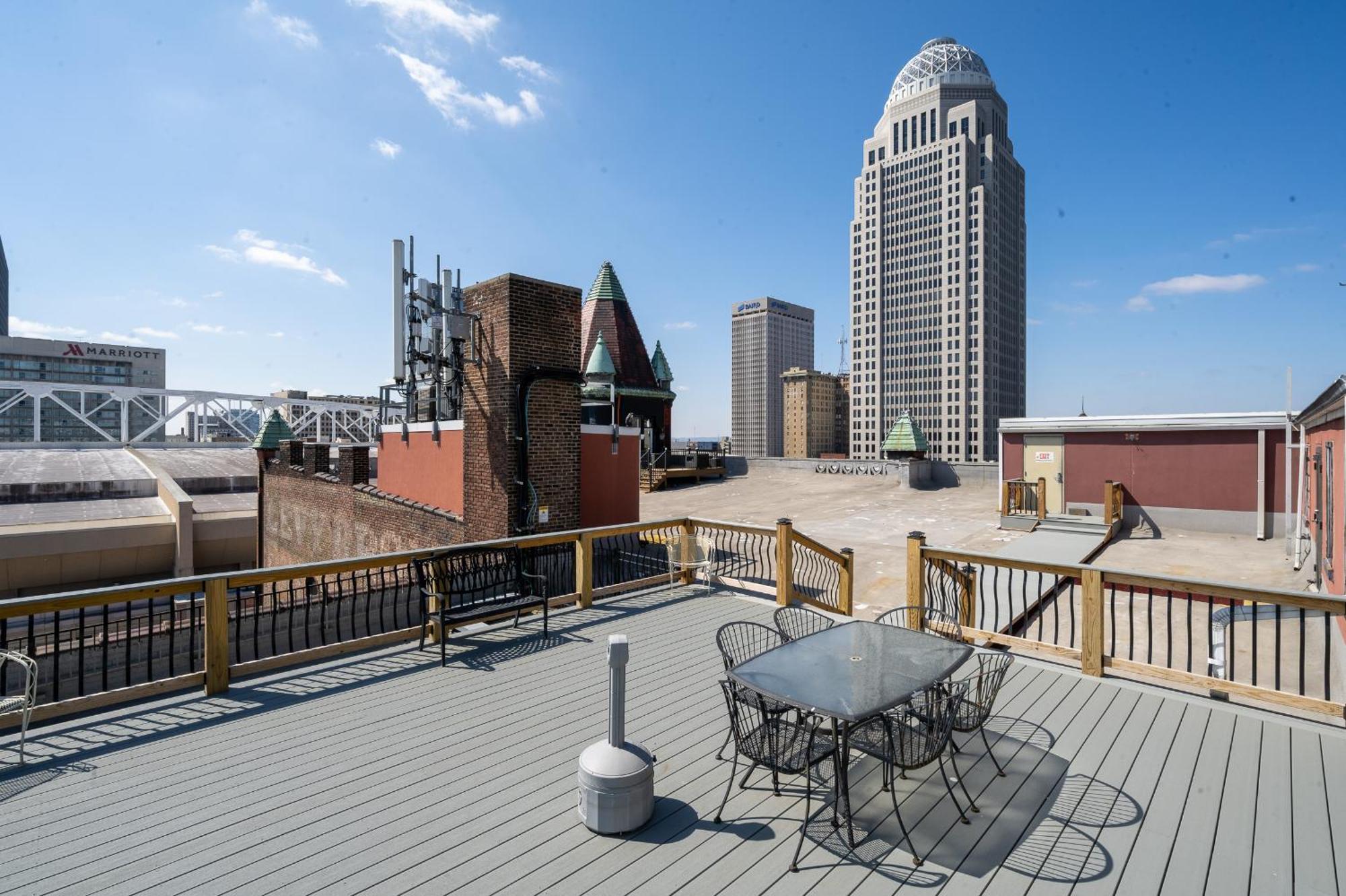 Top Floor Penthouse At The Historic Levy Building Louisville Esterno foto