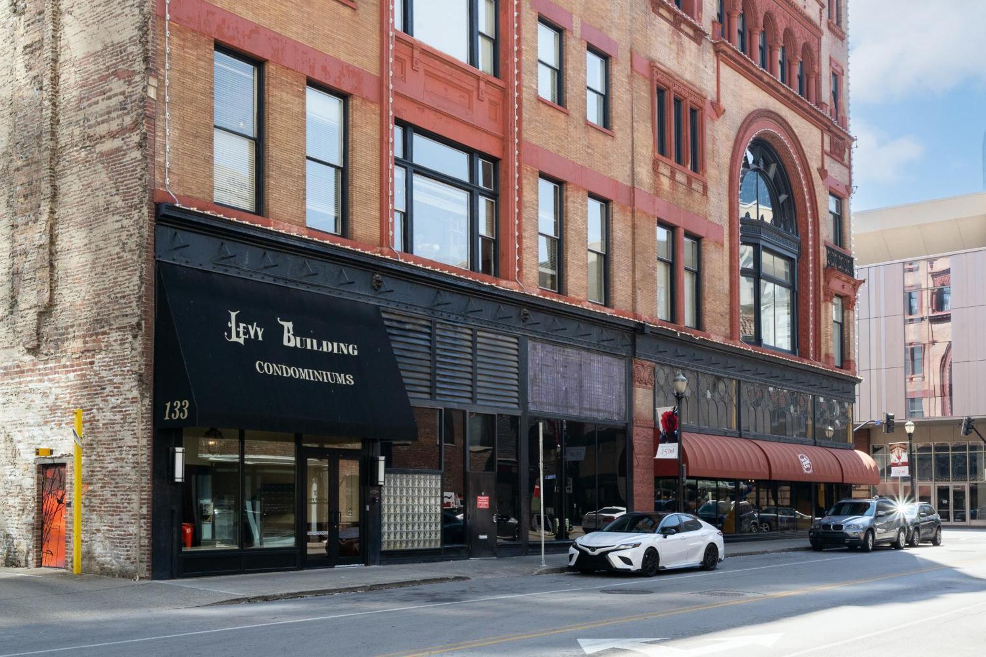 Top Floor Penthouse At The Historic Levy Building Louisville Esterno foto